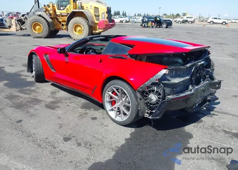 2015 Chevrolet Corvette Z06 из США, поврежденный, VIN 1G1YU2D69F5607570